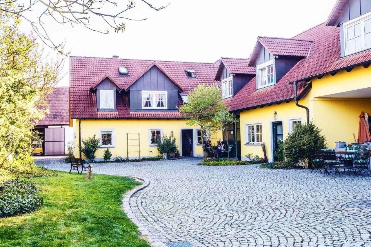Pension Sankt Urban Sommerach Kültér fotó